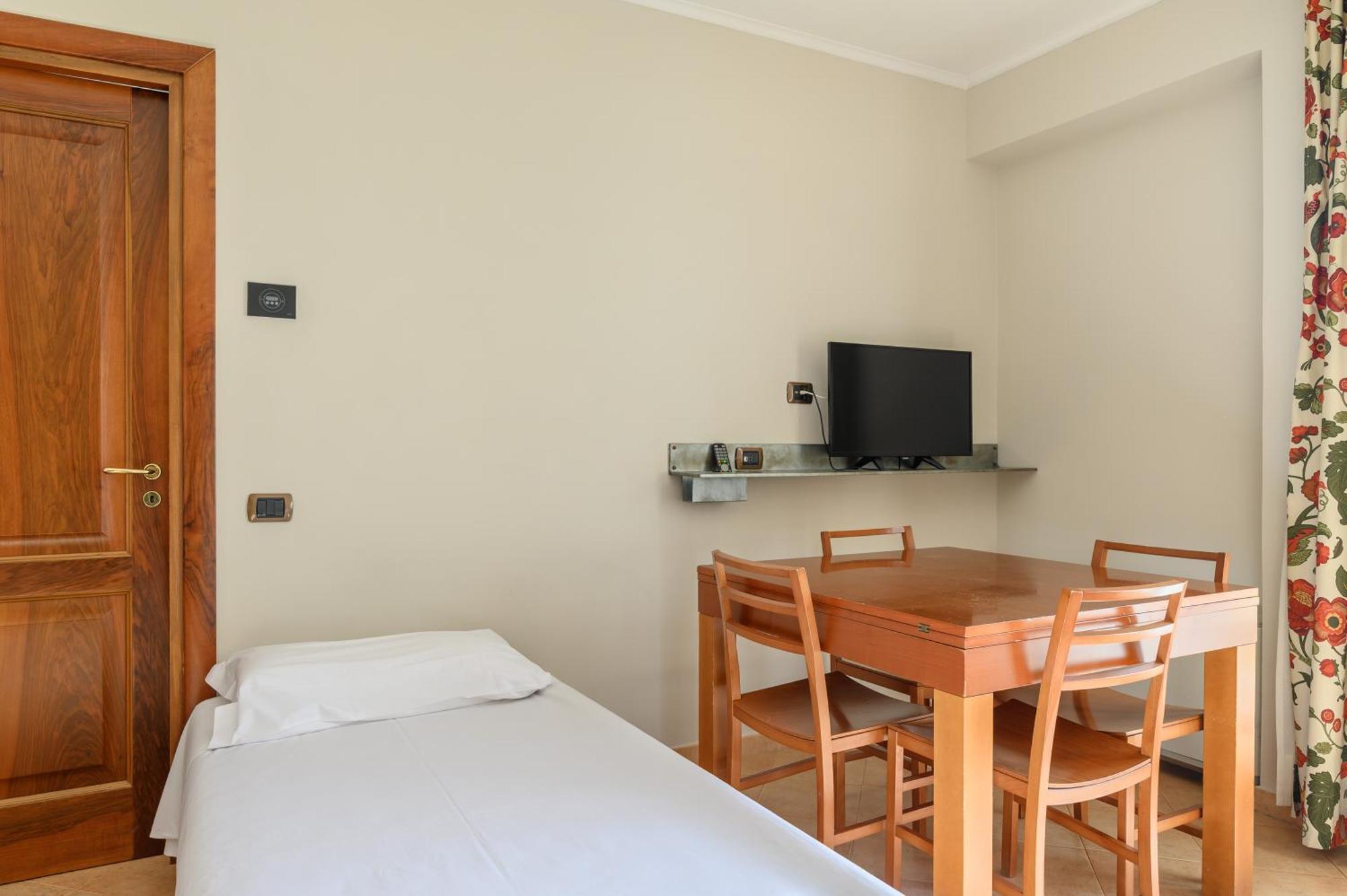 Crosti Apartments Rome Buitenkant foto