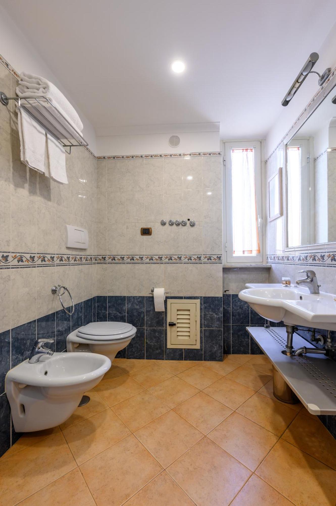 Crosti Apartments Rome Buitenkant foto